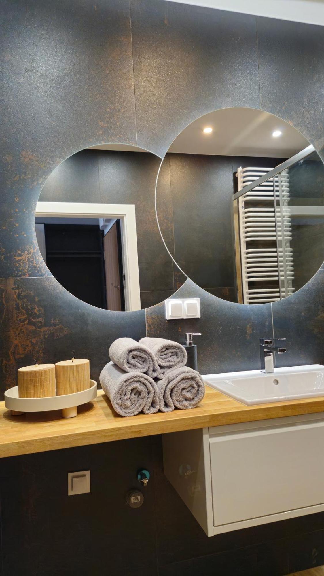 Apartment Elite 7 Jezyce- Baranczaka 7 *